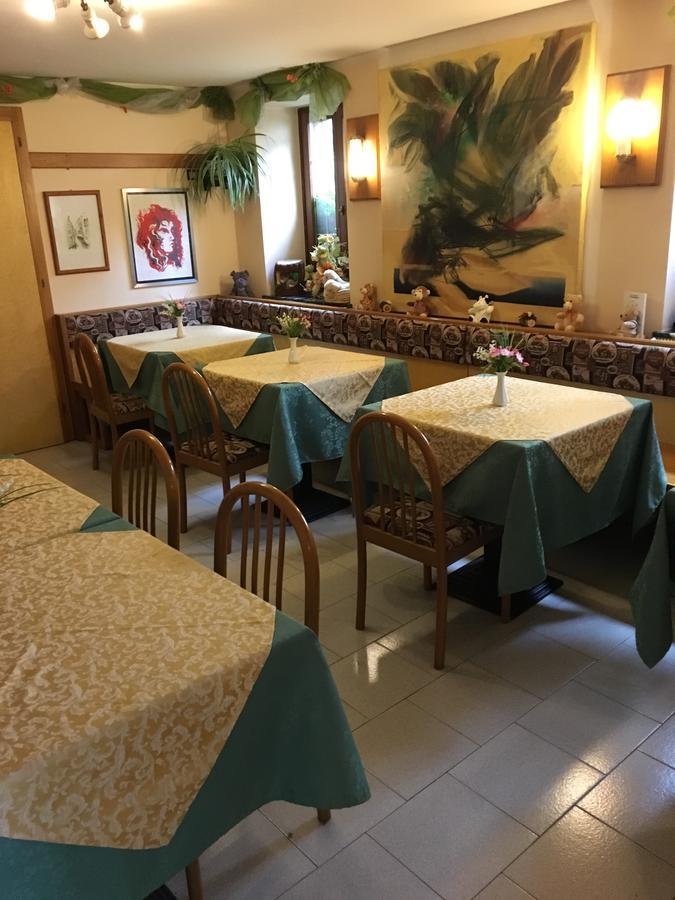 Albergo Meuble Tarandan Forni di Sopra Exterior foto
